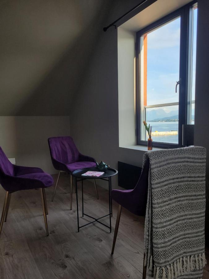 Single Elegant Room I Sentrum- Sea View Ålesund Exteriör bild